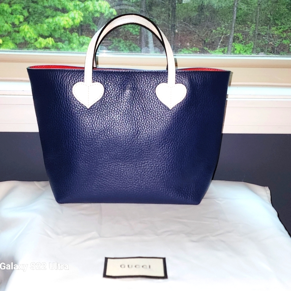 Gucci Navy and White Heart Handle Tote